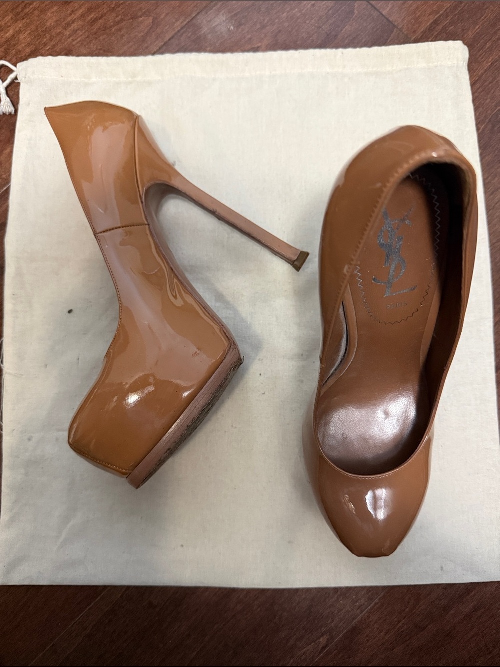 Elegant Tan Women's Heels